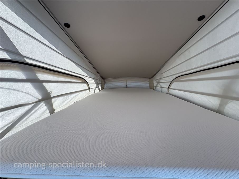 Mercedes Marcopolo / Viano V220